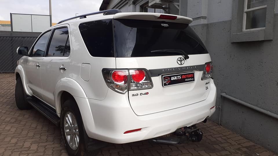TOYOTA FORTUNER D4D 3.0 DIESEL 4X4 Walts Motors